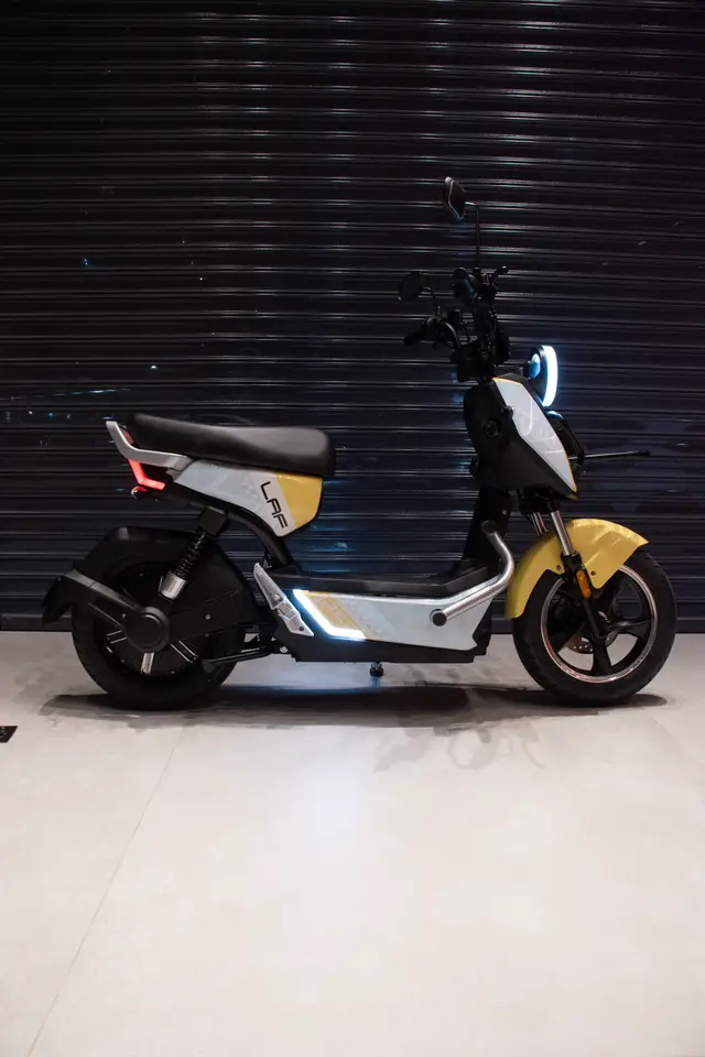 Scooter Elétrica DRIFT AMARELA na loja MotoVolt em Caçapava