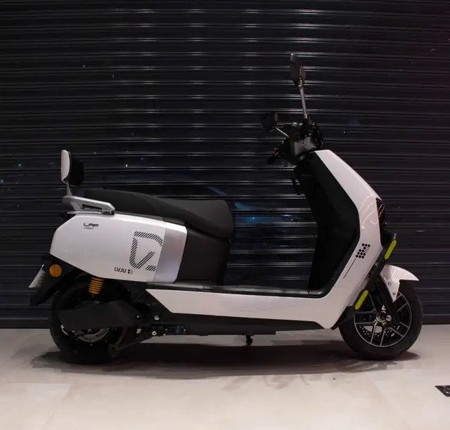 Scooter Elétrica VOLTAGE BRANCA na loja MotoVolt em Caçapava