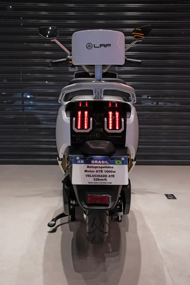 Scooter Elétrica VOLTAGE BRANCA - foto 5