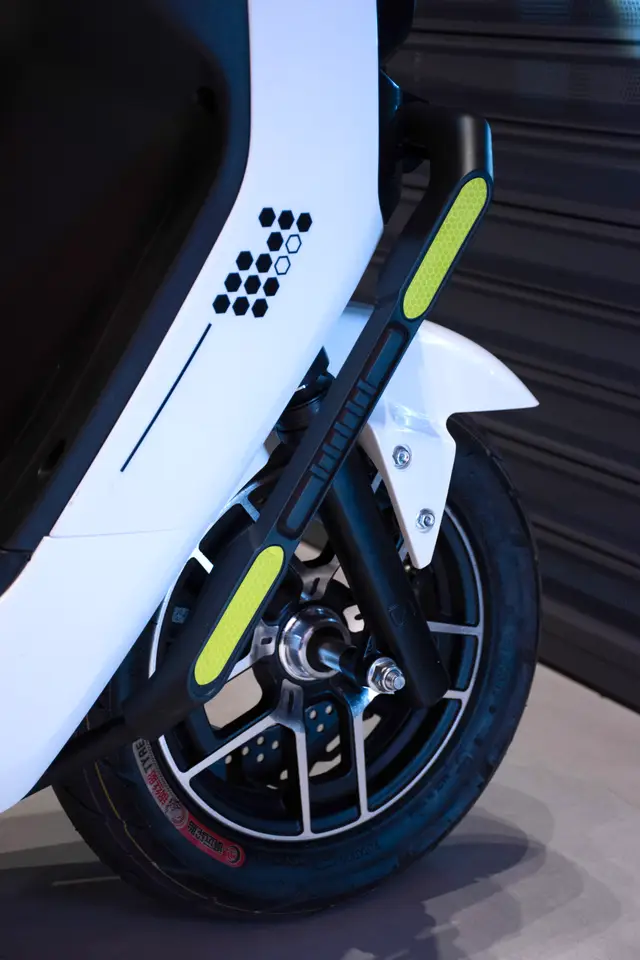Scooter Elétrica VOLTAGE BRANCA - foto 7