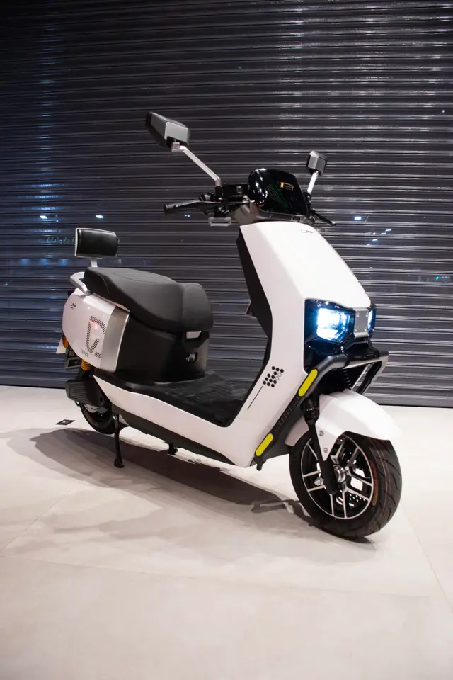 Scooter Elétrica VOLTAGE BRANCA - foto 9