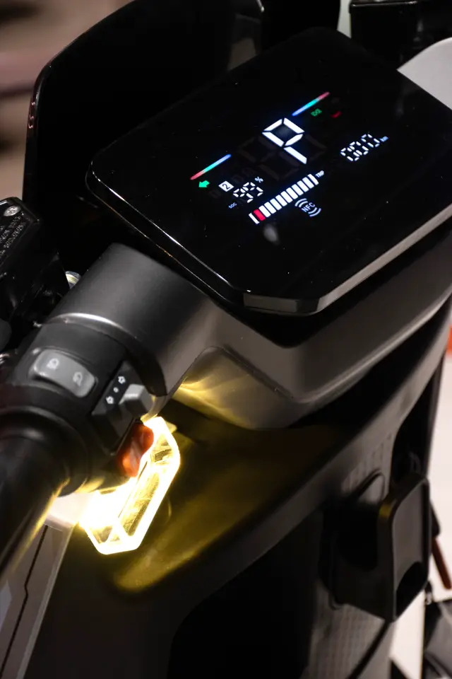 Scooter Elétrica VOLTAGE CINZA - foto 10