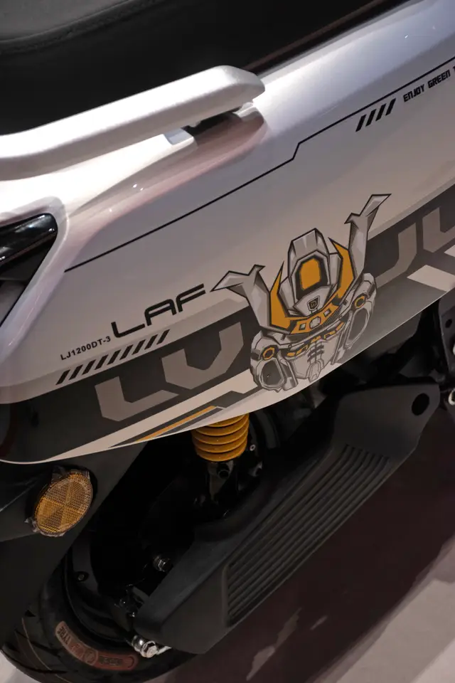 Scooter Elétrica VOLTAGE CINZA - foto 7